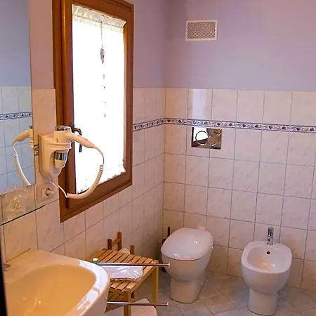 Le Antiche Cisterne Bed & Breakfast 4*